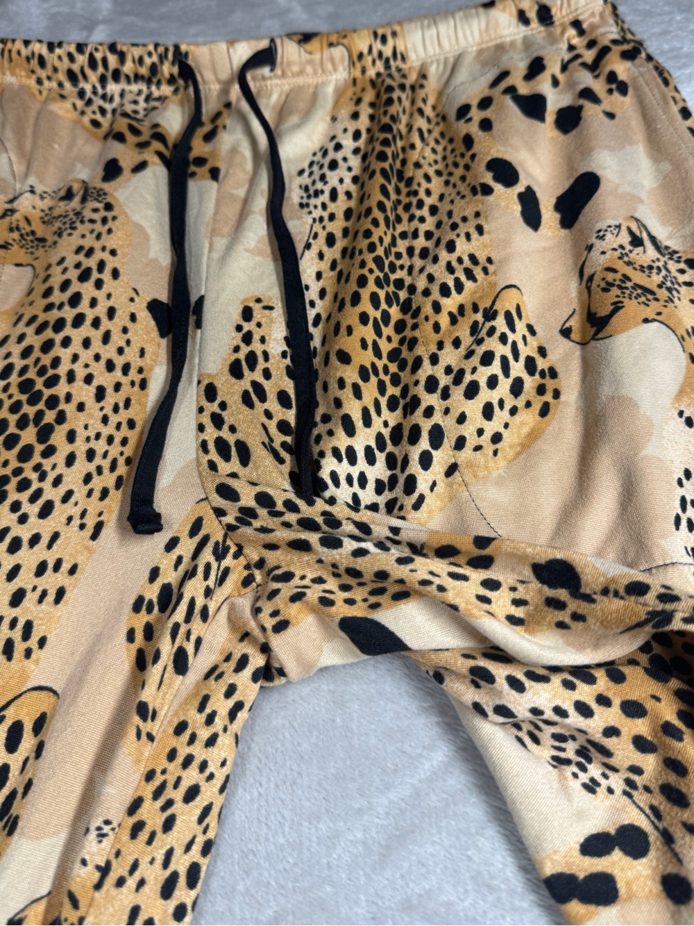 Room Service Cheetah Leopard Floral Tan Cream Black PJ Pajama Pants Size Small - Picture 5 of 16